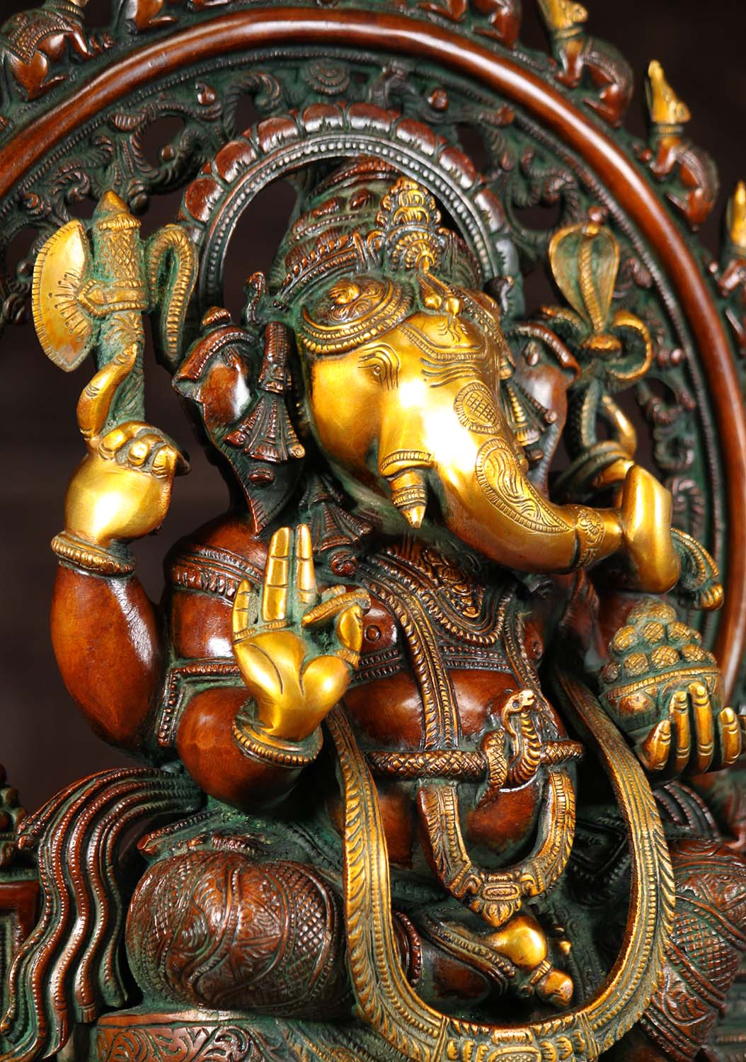 10-Ganesh-With-Rat-Arch-Brass-Statue