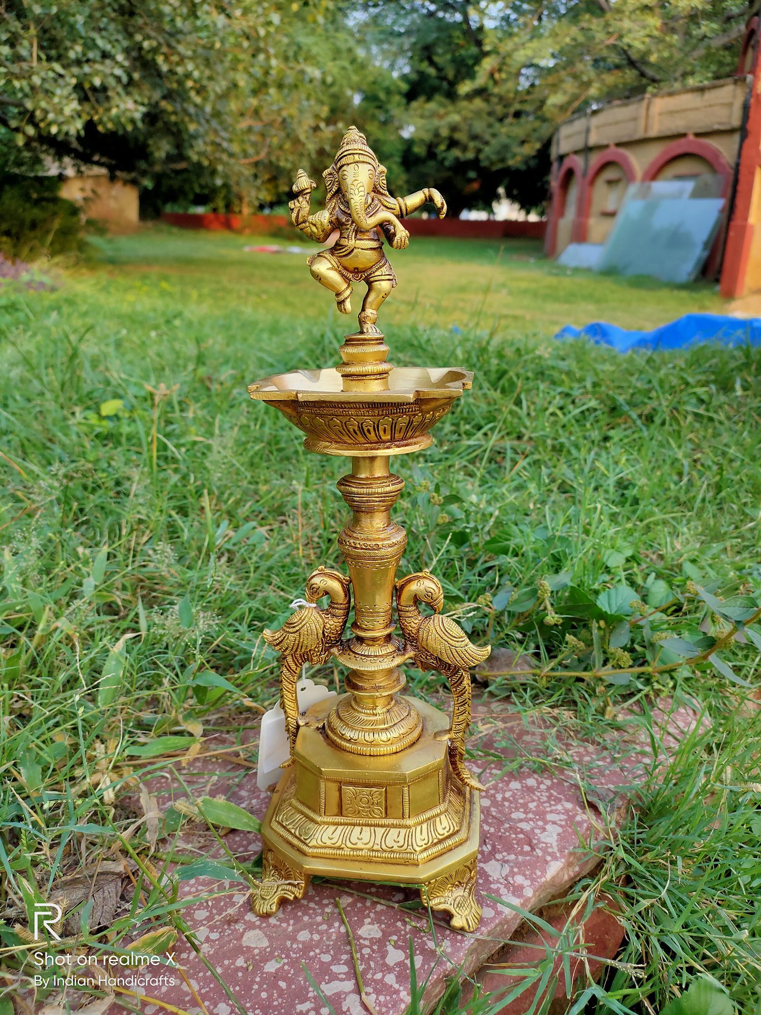 IHDI1825