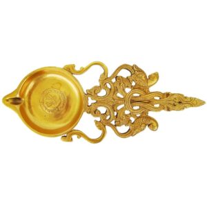 Beautiful & Attractive Hand Made Brass Metal Oil Lamp